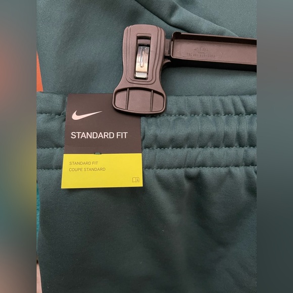 Women's Nike Therma All Time Pants - Picture 2 of 3